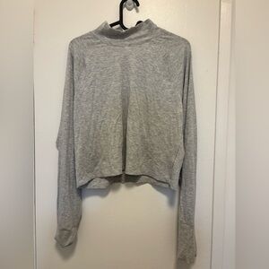 Offline Aerie Gray High neck Long Sleeve Cropped shirt size XL EUC